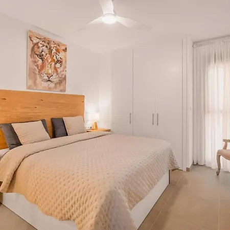 Domillion Sunrise 2bdr 2bath Gibraltar View