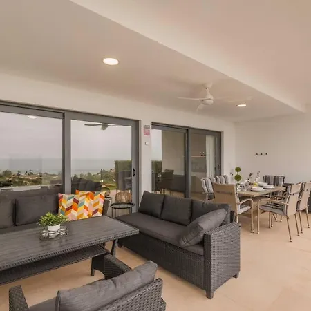Domillion Sunrise 2bdr 2bath Gibraltar View Sotogrande