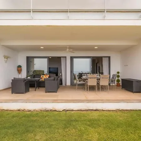 Domillion Sunrise 2bdr 2bath Gibraltar View *
