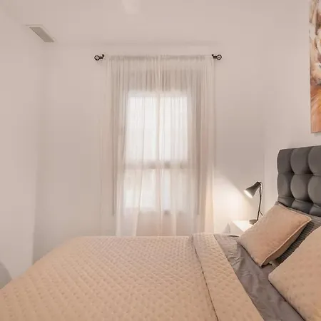 Domillion Sunrise 2bdr 2bath Gibraltar View Sotogrande