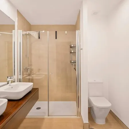 Daire Domillion Sunrise 2bdr 2bath Gibraltar View Sotogrande