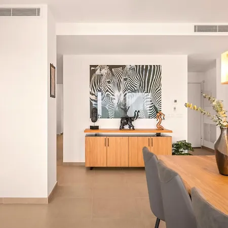 Domillion Sunrise 2bdr 2bath Gibraltar View Daire *